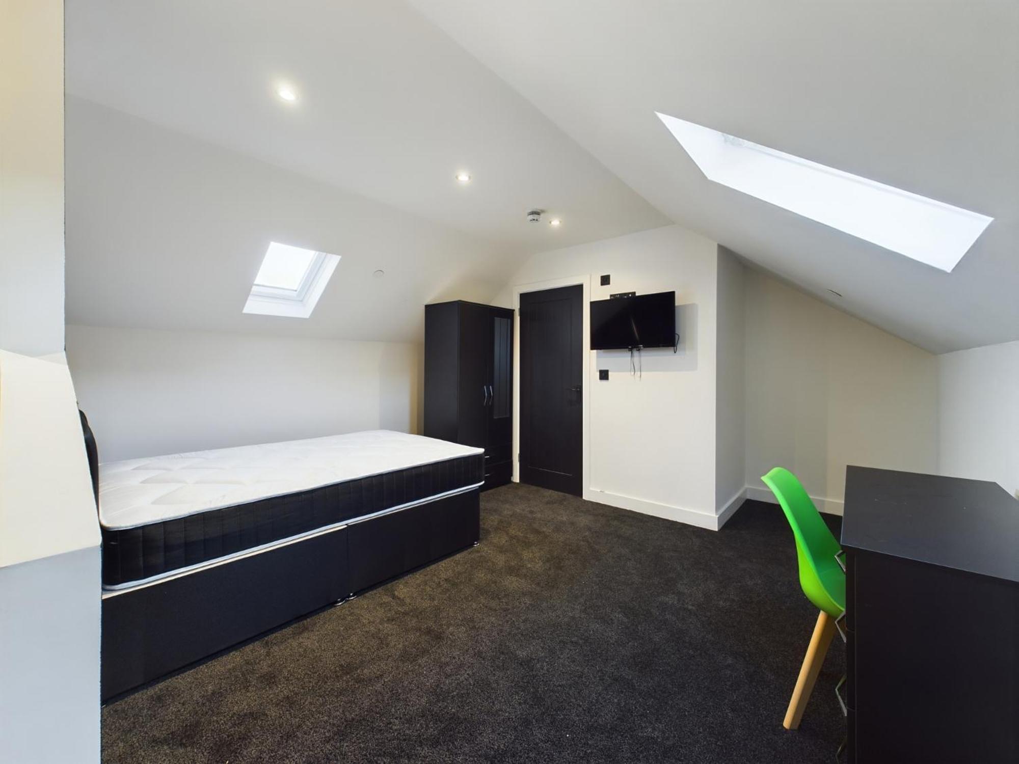 Substantial 9 Bedroom House In Swansea Sketty Экстерьер фото