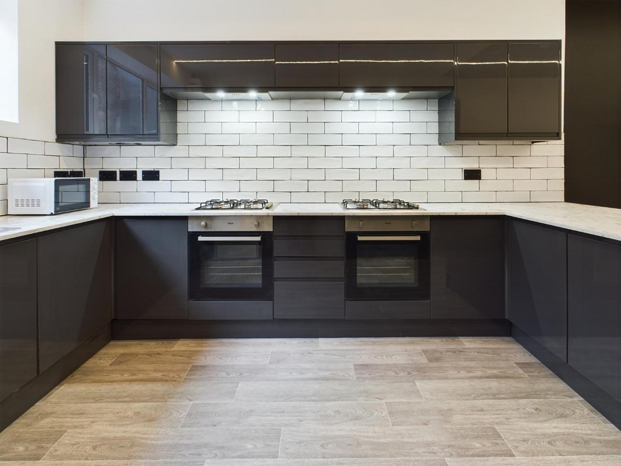 Substantial 9 Bedroom House In Swansea Sketty Экстерьер фото